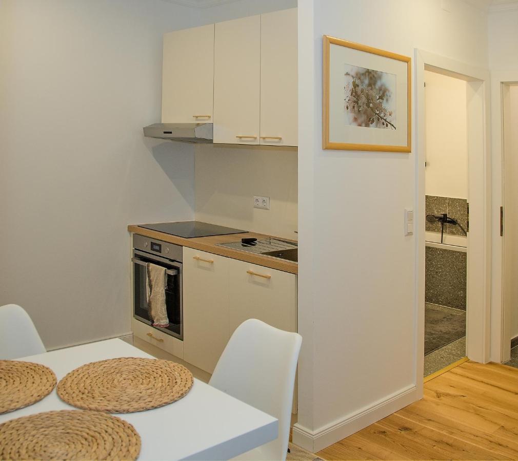 וינה Pink Lotus Apartment מראה חיצוני תמונה