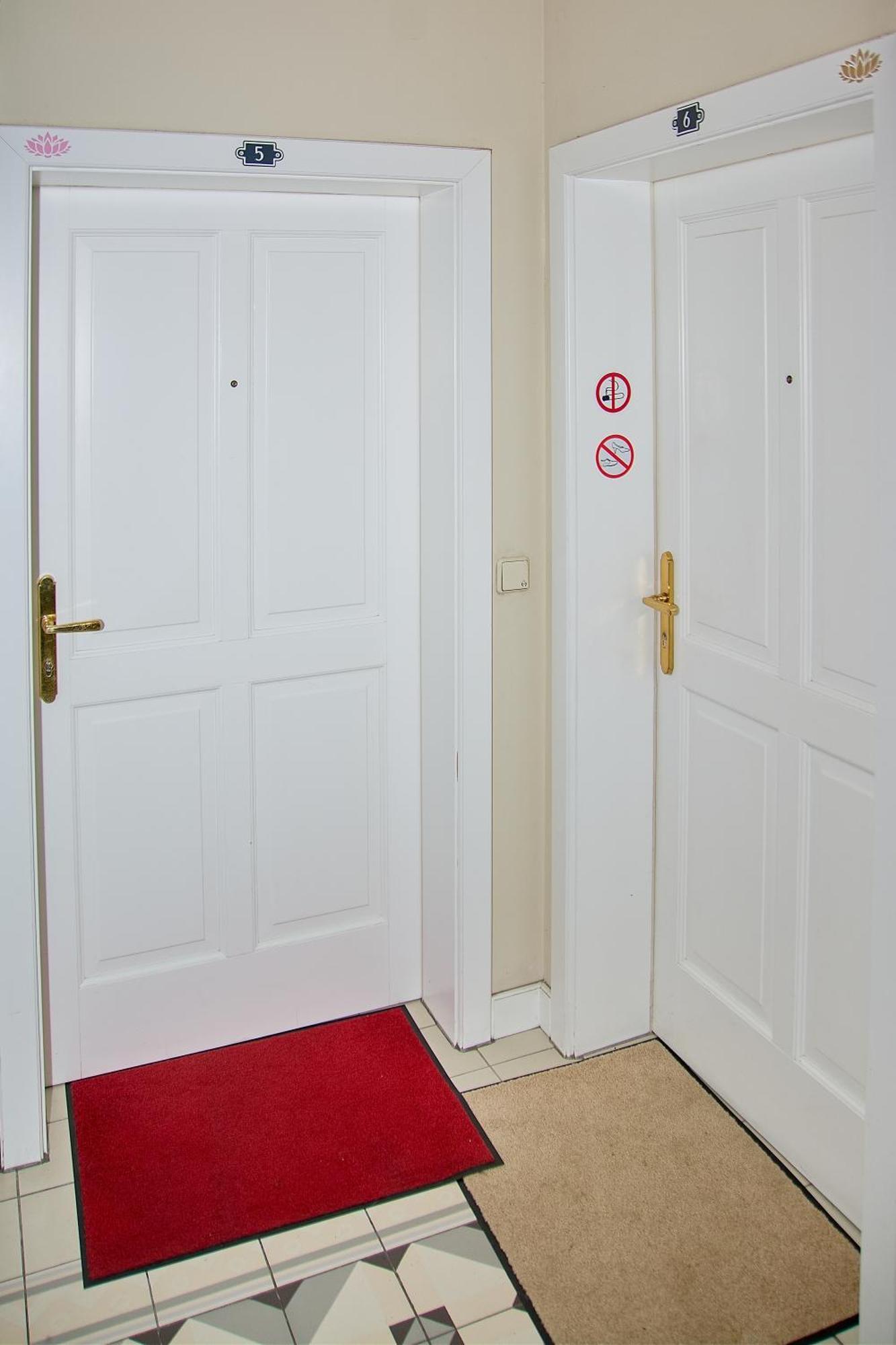 וינה Pink Lotus Apartment מראה חיצוני תמונה